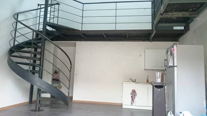 Escalier acier maison Brignais