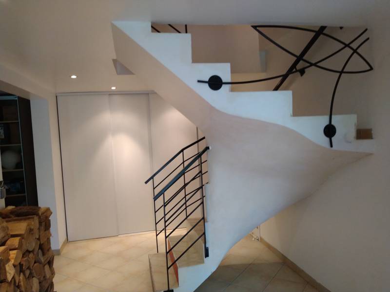Pose de rampe métal sur les escaliers 1er et 2eme étage d'une maison à Tassin-la-Demi-Lune