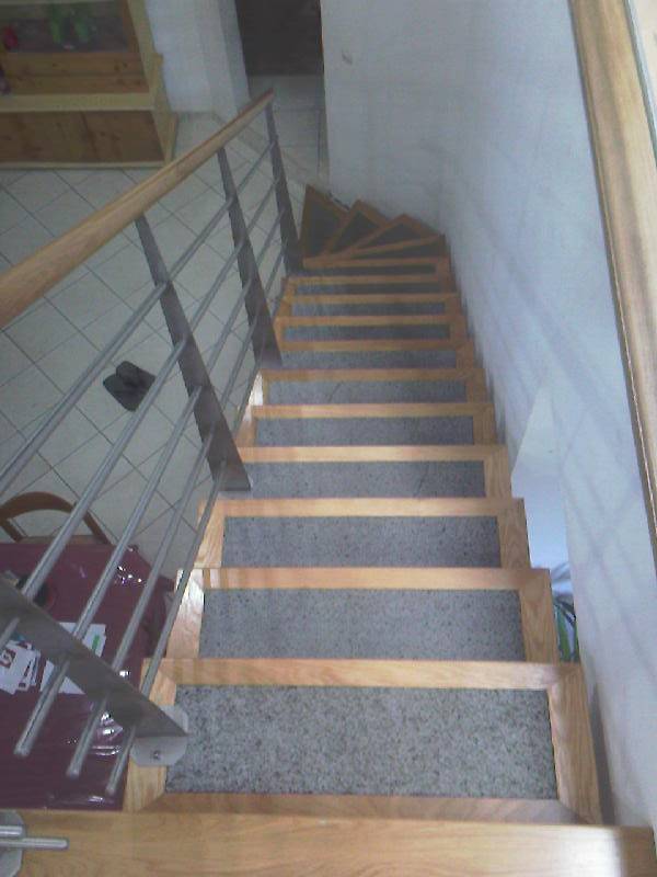Escalier en bois et inox avec marches anti dérapantes sud lyonnais 