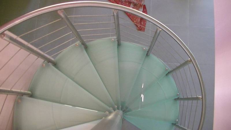 Escalier colimaçon intérieur pas cher à Vienne 
